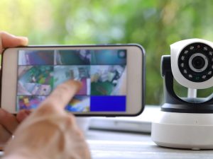 Las mejores cámaras de seguridad inteligentes para el interior con visión remota desde el móvil sin wifi 2023; Guía de compra